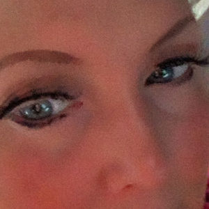 Meet your Posher, Deidre